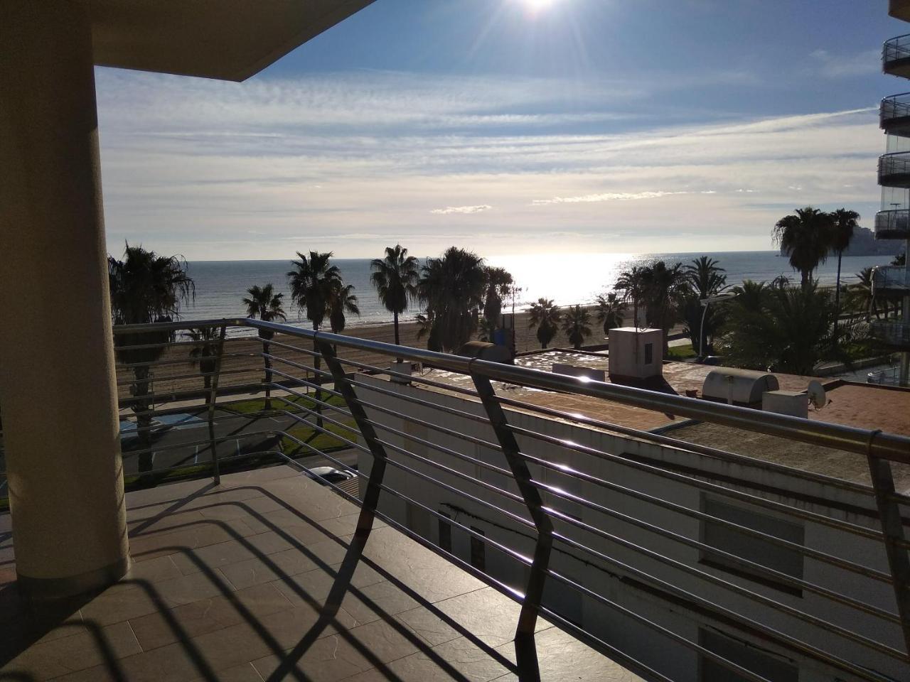 Apartamentos Deluxe Playa Norte Пеніскола Екстер'єр фото